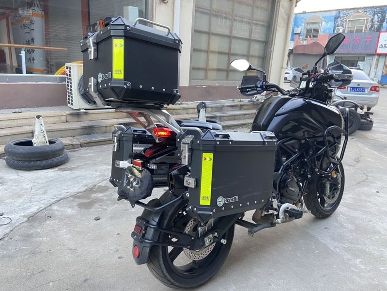 二手贝纳利TRK702