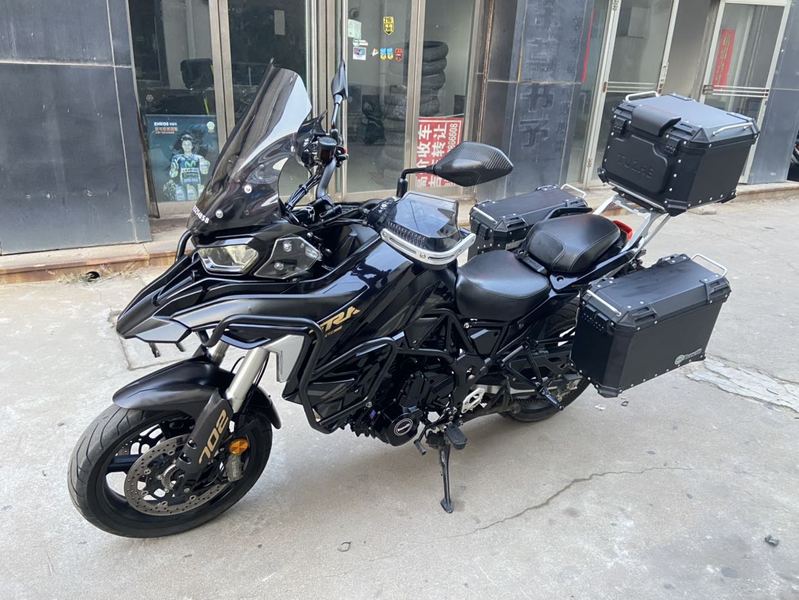 二手贝纳利TRK702