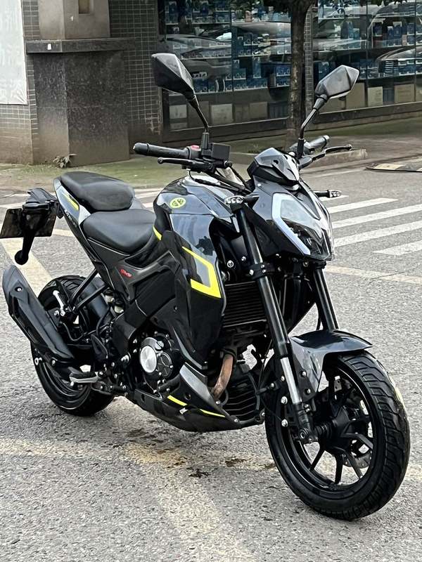 二手贝纳利小迅龙 BN150S