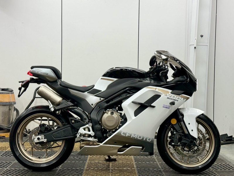 二手春风500SR VOOM