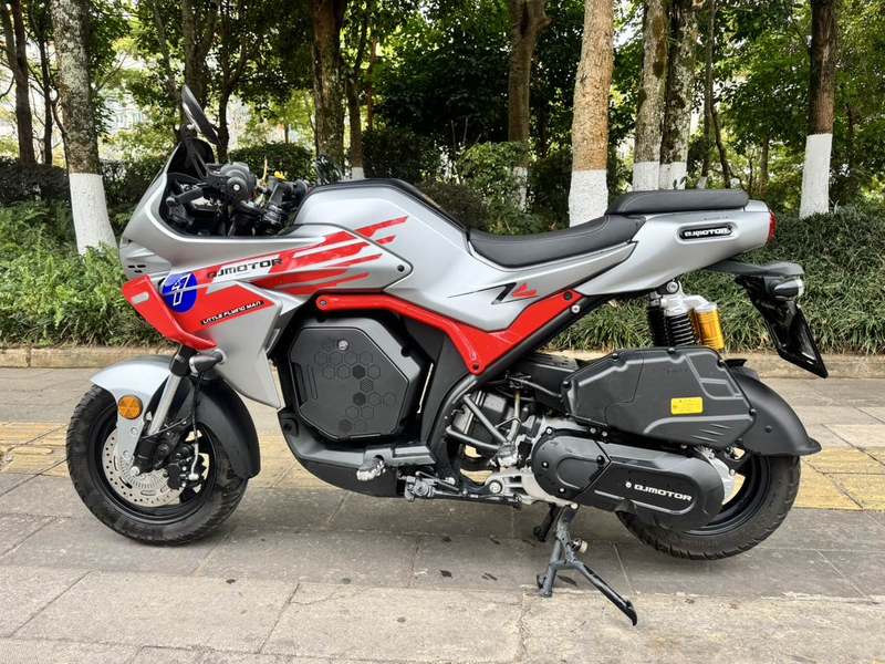 二手QJMOTOR小飞侠