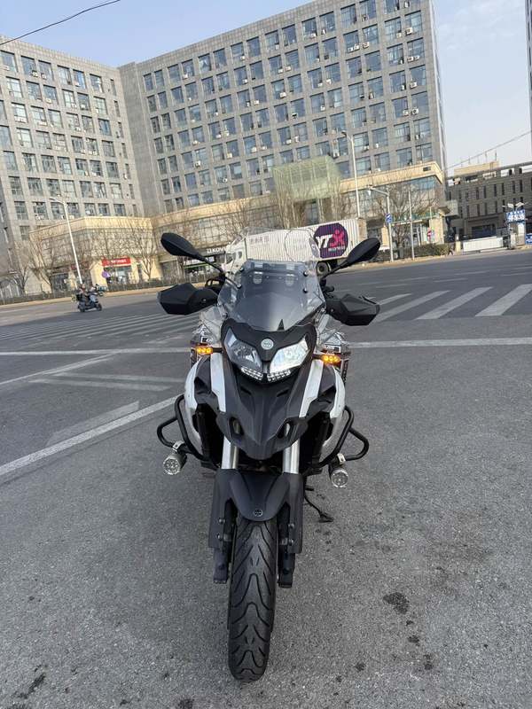 二手贝纳利金鹏 TRK502