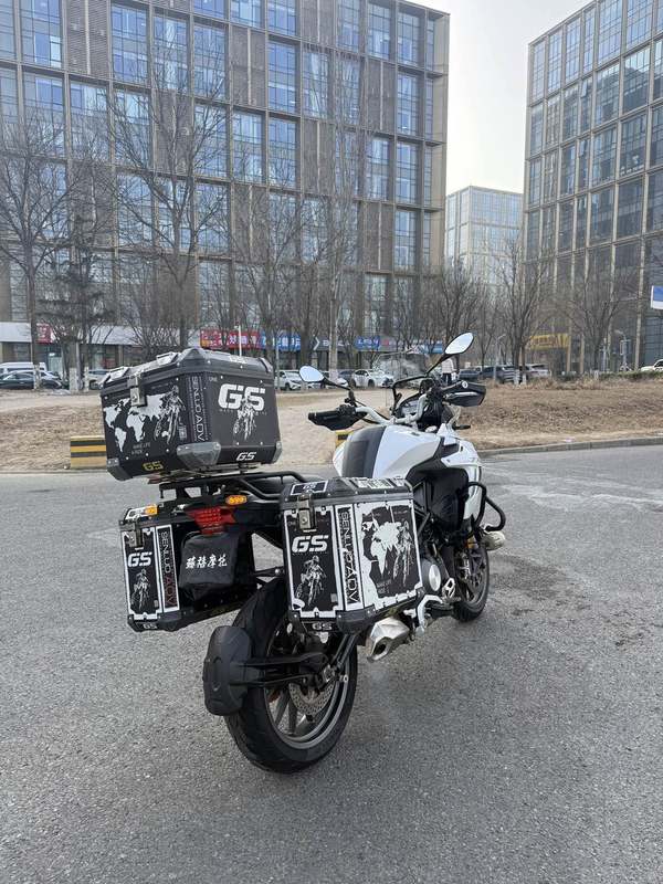 二手贝纳利金鹏 TRK502