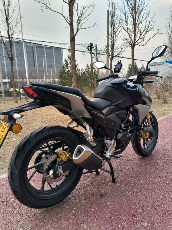 二手五羊本田CB190R 暴锋眼