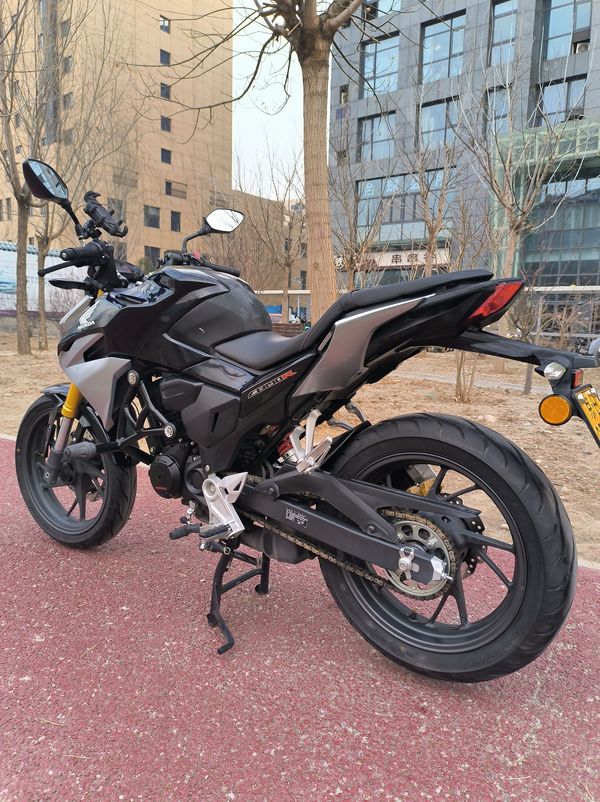 二手五羊本田CB190R 暴锋眼