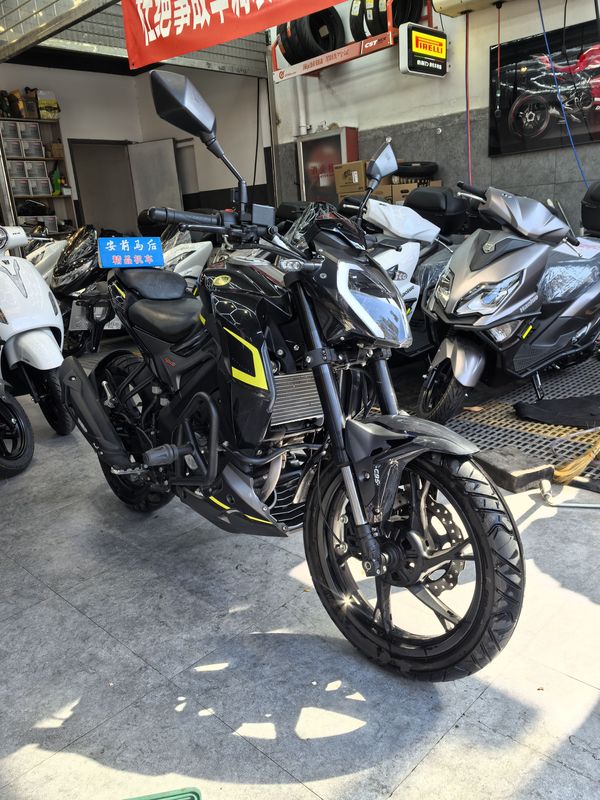 二手贝纳利小迅龙 BN150S