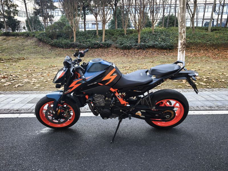 二手KTMR2R890 Duke