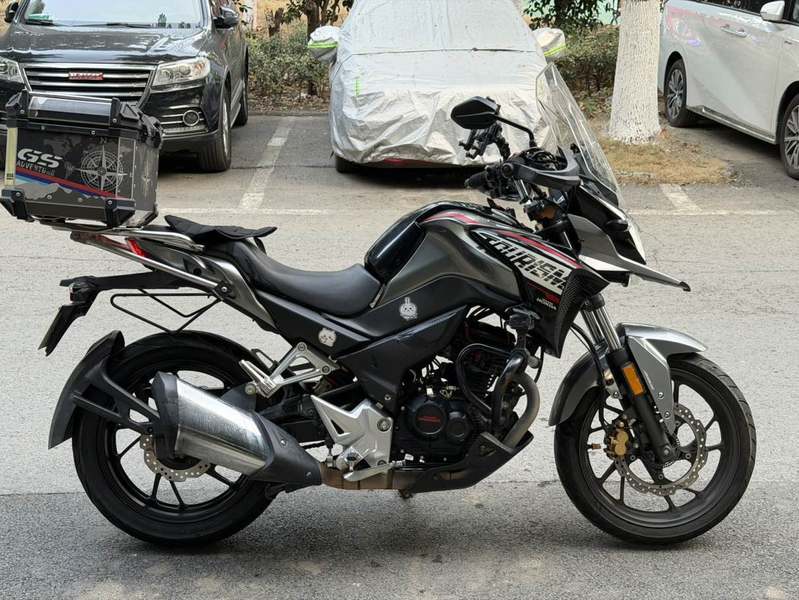 二手五羊本田猛鸷 CB190X