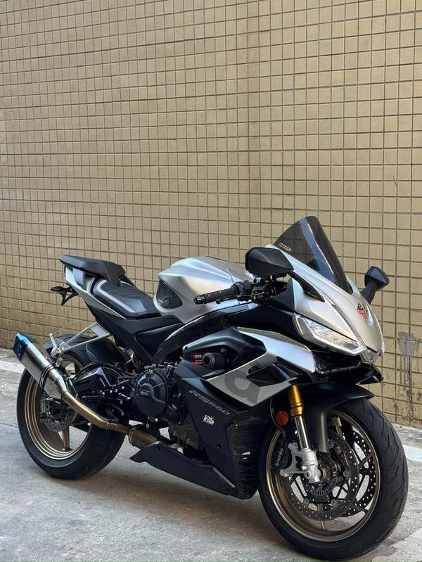 二手阿普利亚RS 660 