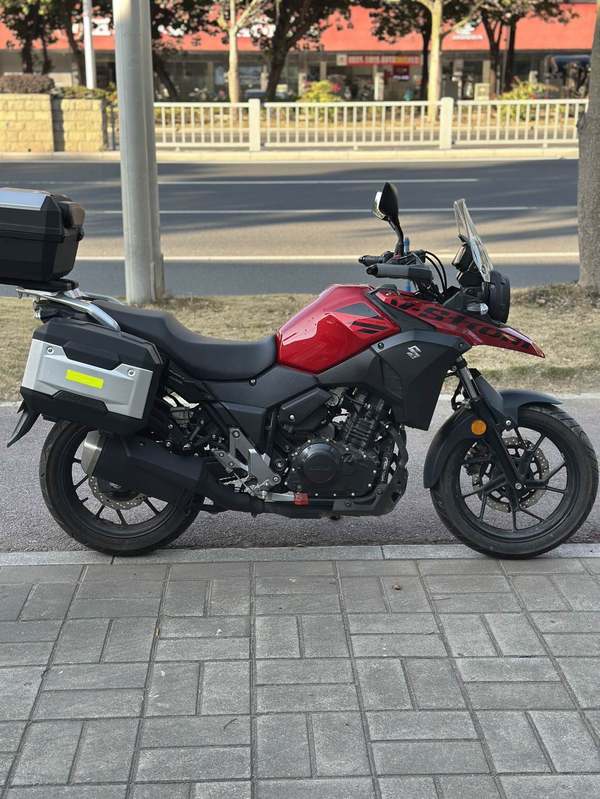 二手豪爵铃木DL250