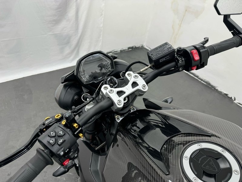 二手凯旋Street Triple 765