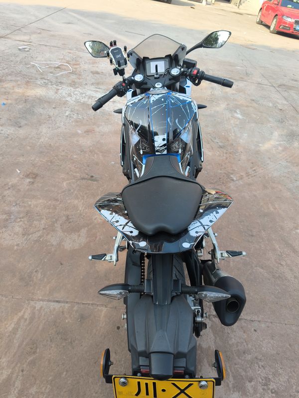 二手贝纳利龙卷风 Tornado 252R