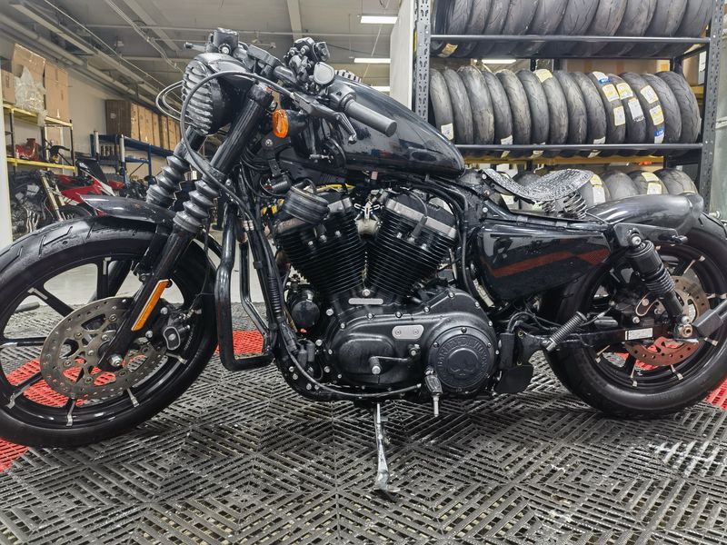 二手哈雷戴维森Iron883 硬汉