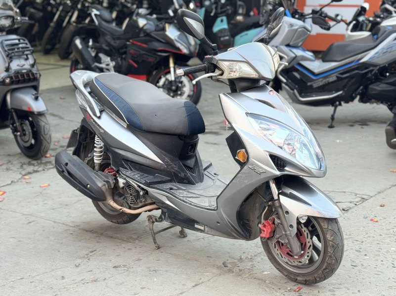 二手光阳弯道情人125 Fi