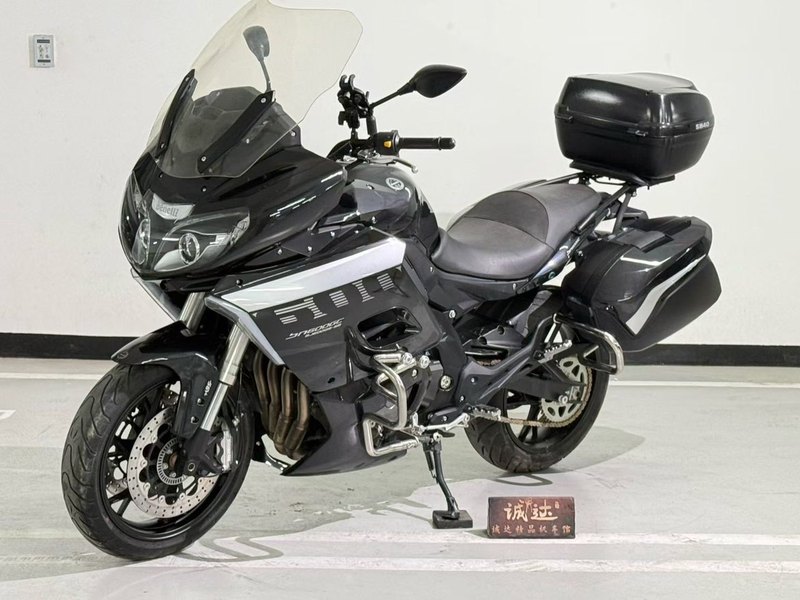 二手贝纳利600GC