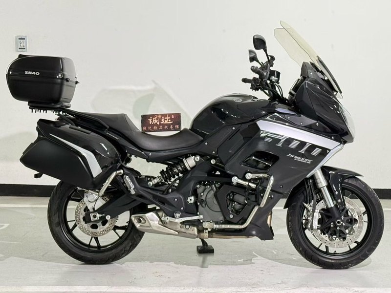 二手贝纳利600GC