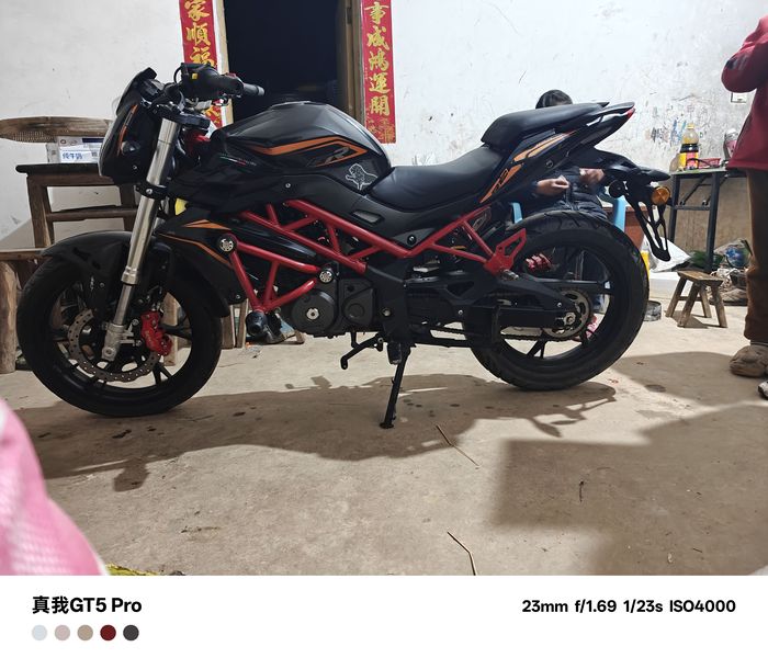 二手贝纳利红宝龙 TNT150i