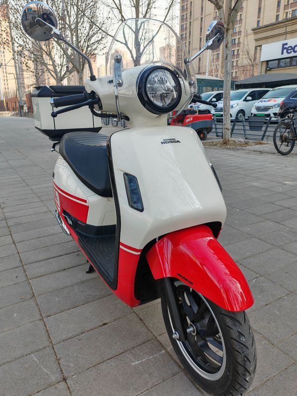 二手新大洲本田NS125LA