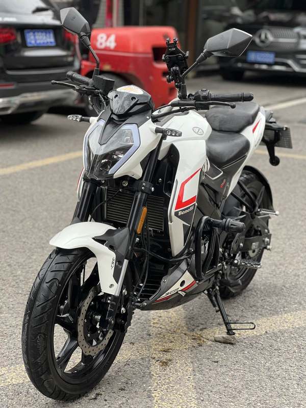 二手贝纳利小迅龙 BN150S