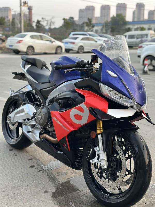 二手阿普利亚RS 660 