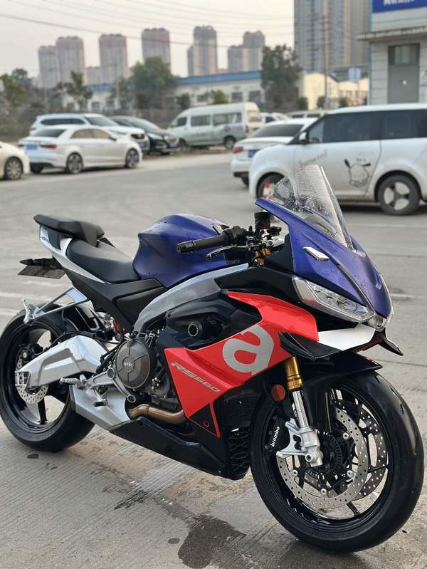 二手阿普利亚RS 660 