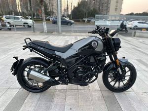 二手贝纳利幼狮 Leoncino 250