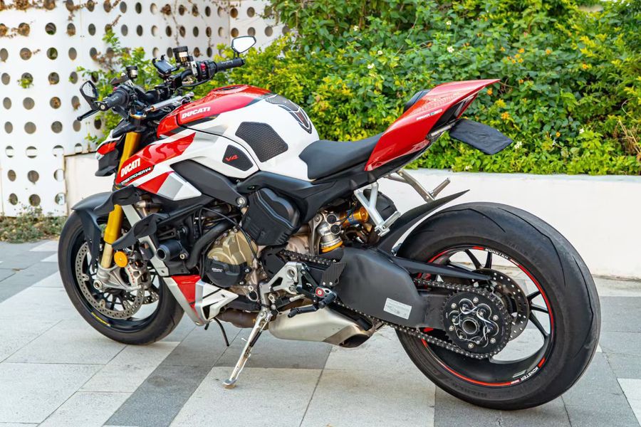 二手杜卡迪Street Fighter V4