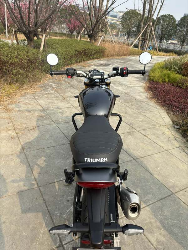 二手凯旋Speed 400