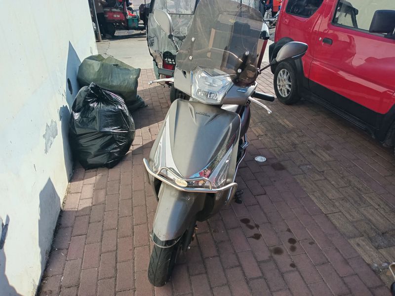 二手五羊本田SCR110 佳御