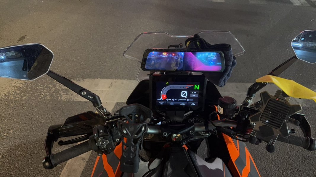 二手KTMR2R1290 Super Duke GT