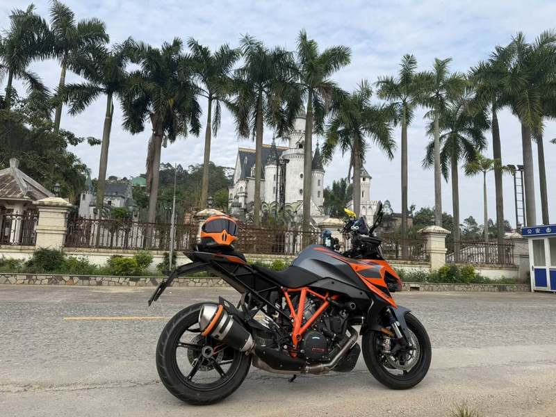 二手KTMR2R1290 Super Duke GT
