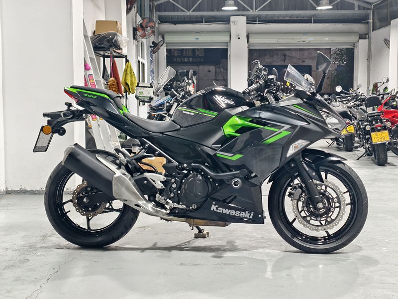 二手川崎Ninja 400