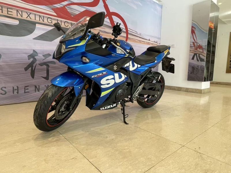 二手豪爵铃木GSX250R