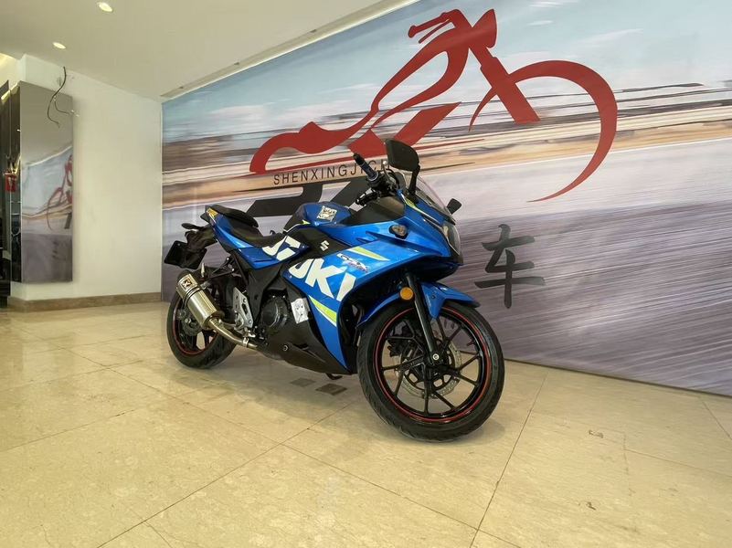 二手豪爵铃木GSX250R