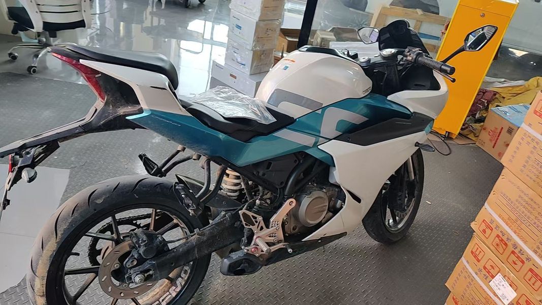 二手春风250SR