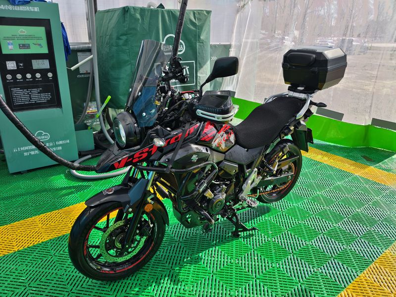 二手豪爵铃木DL250