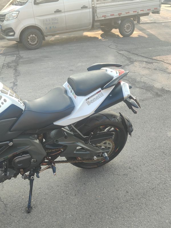 二手贝纳利TNT600i