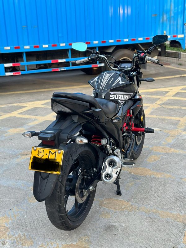 二手济南铃木极客飒 Gixxer 155 NK