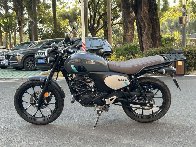 二手建设雅马哈GT150 Fazer
