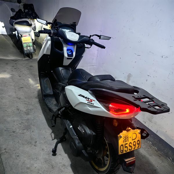 二手望雅猛士四代