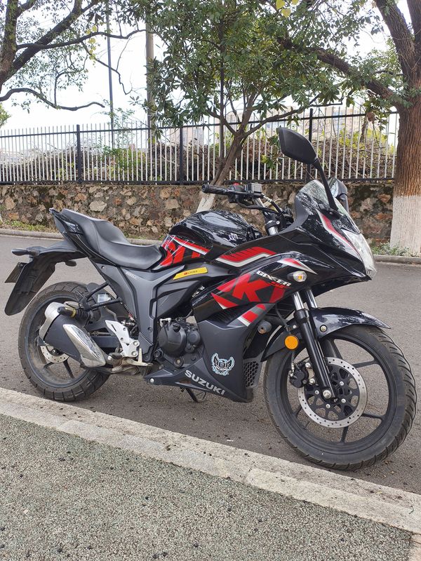 二手济南铃木GSX150