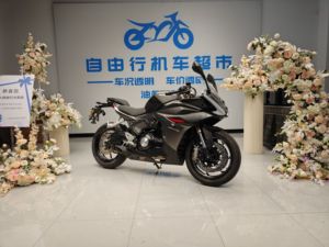 二手贝纳利龙卷风 Tornado 552R