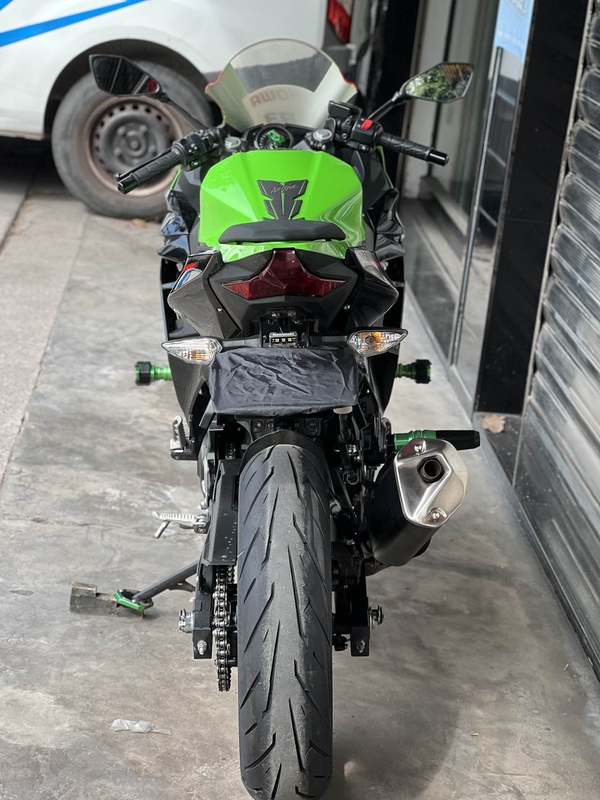 二手川崎Ninja 400