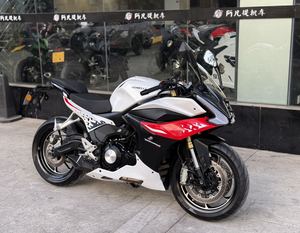 二手贝纳利龙卷风 Tornado 552R