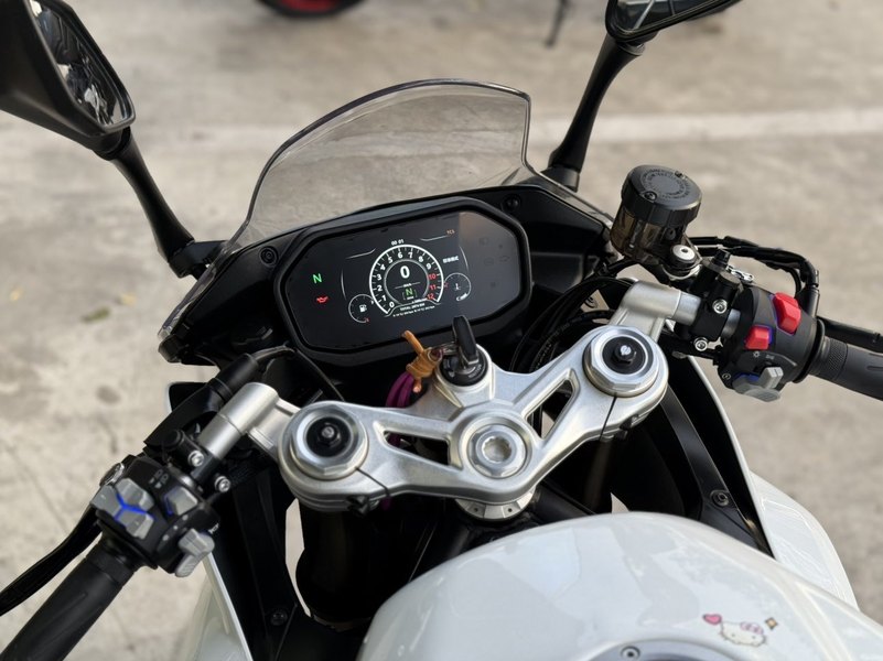 二手贝纳利龙卷风 Tornado 552R