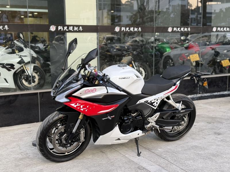 二手贝纳利龙卷风 Tornado 552R