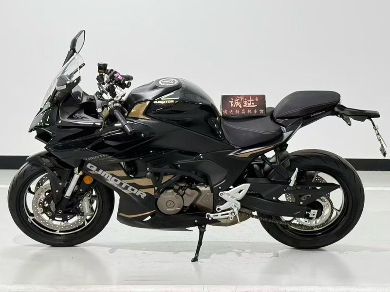 二手QJMOTOR赛550