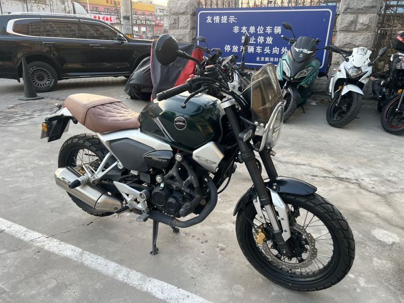 二手五羊本田鸷道 CB190SS