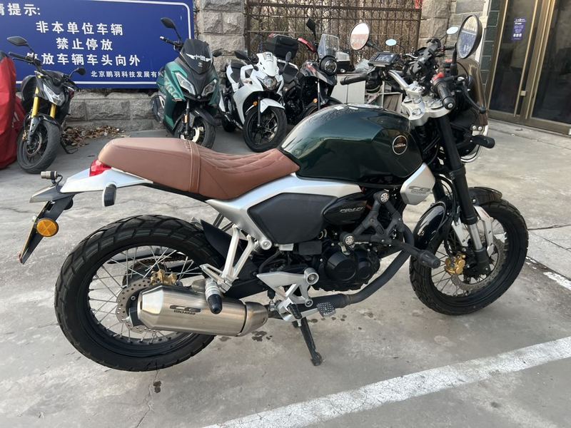 二手五羊本田鸷道 CB190SS