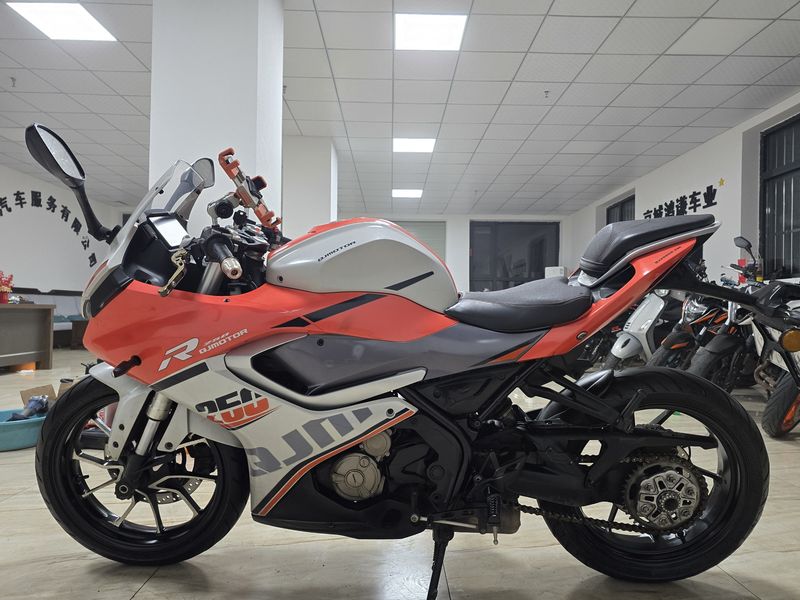 二手QJMOTOR赛250